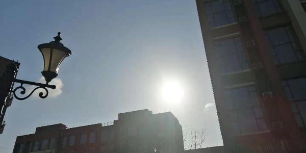 睿寂行空壓機(jī)溫馨提醒：雪后路滑，謹(jǐn)慎上路！