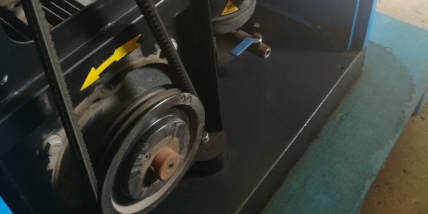 螺桿空壓機(jī)長期停機(jī)后重新開啟注意事項(xiàng)！